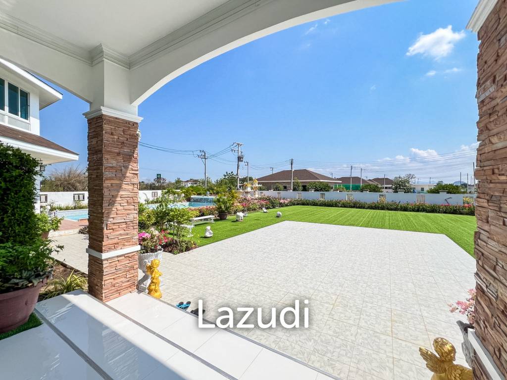 4 Bedroom Detached Home on 4-2-74 Rai  in Hua Hin