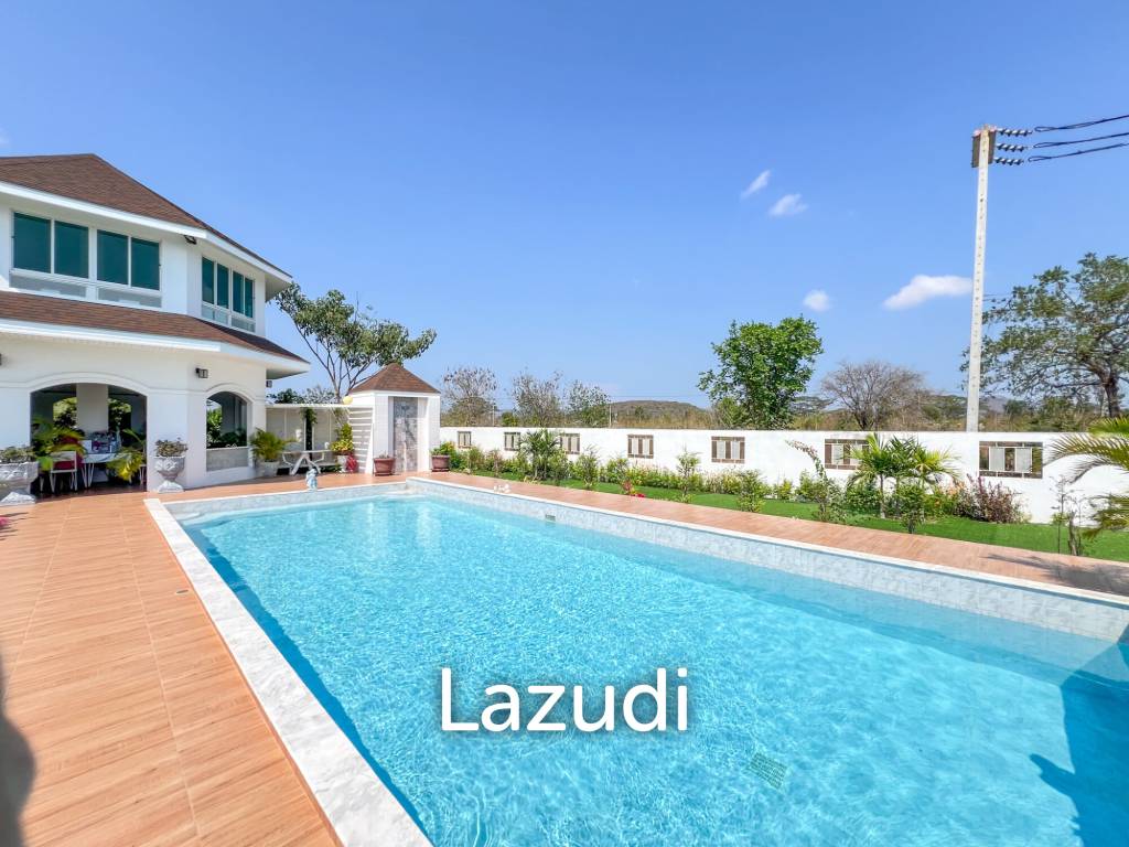 4 Bedroom Detached Home on 4-2-74 Rai  in Hua Hin