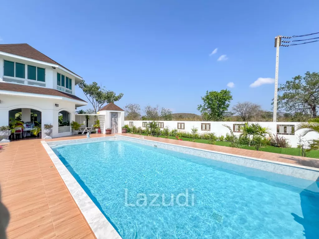 4 Bedroom Detached Home on 4-2-74 Rai  in Hua Hin