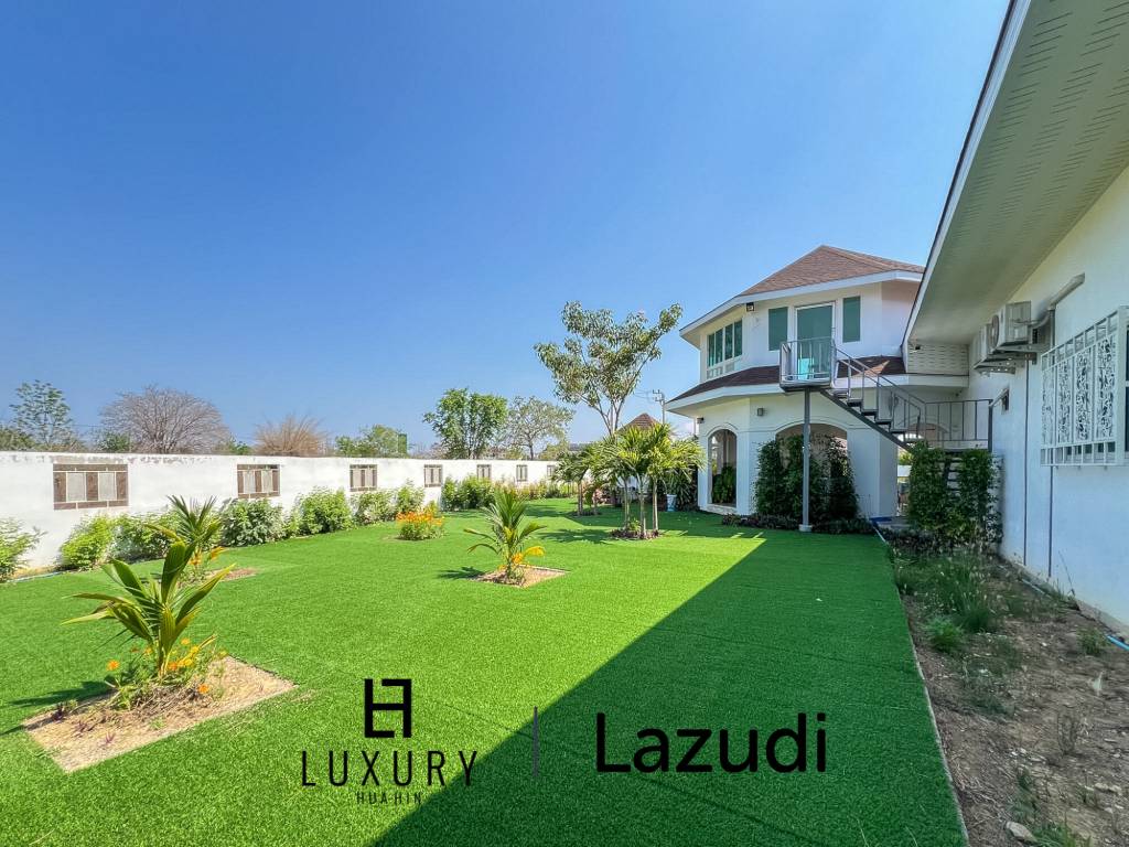 4 Bedroom Detached Home on 4-2-74 Rai  in Hua Hin