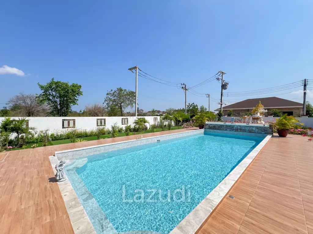 4 Bedroom Detached Home on 4-2-74 Rai  in Hua Hin