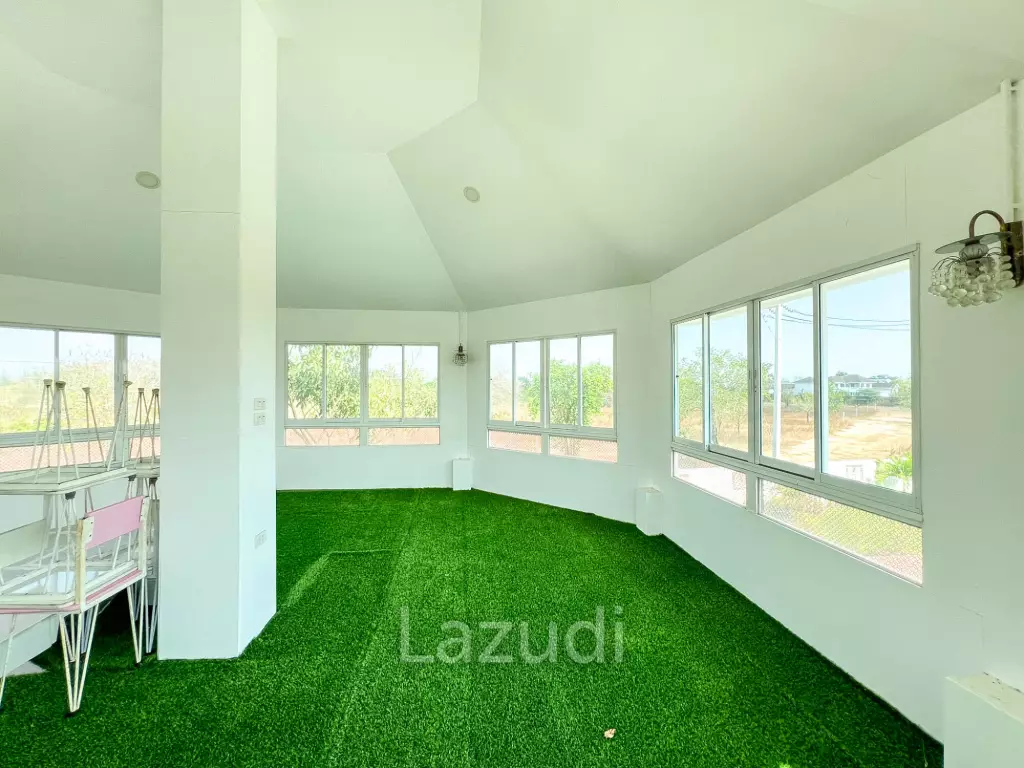 4 Bedroom Detached Home on 4-2-74 Rai  in Hua Hin