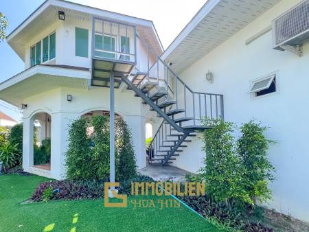 Luxuriöse Villa / pompös möbliert / 7.496 qm großes Grundstück