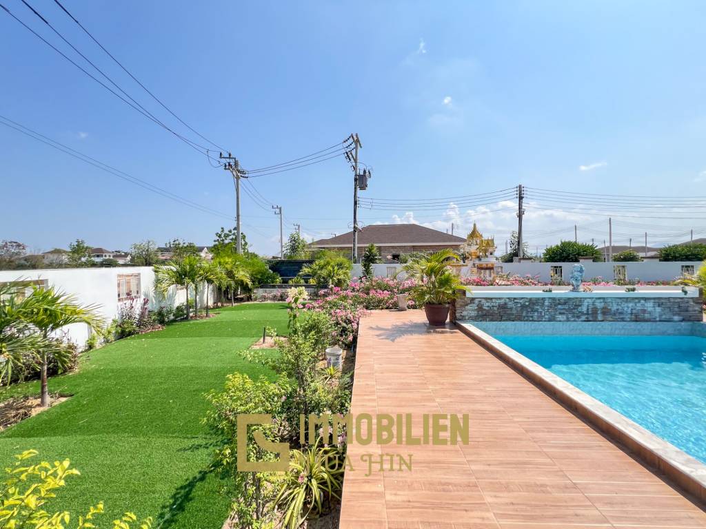 Luxuriöse Villa / pompös möbliert / 7.496 qm großes Grundstück