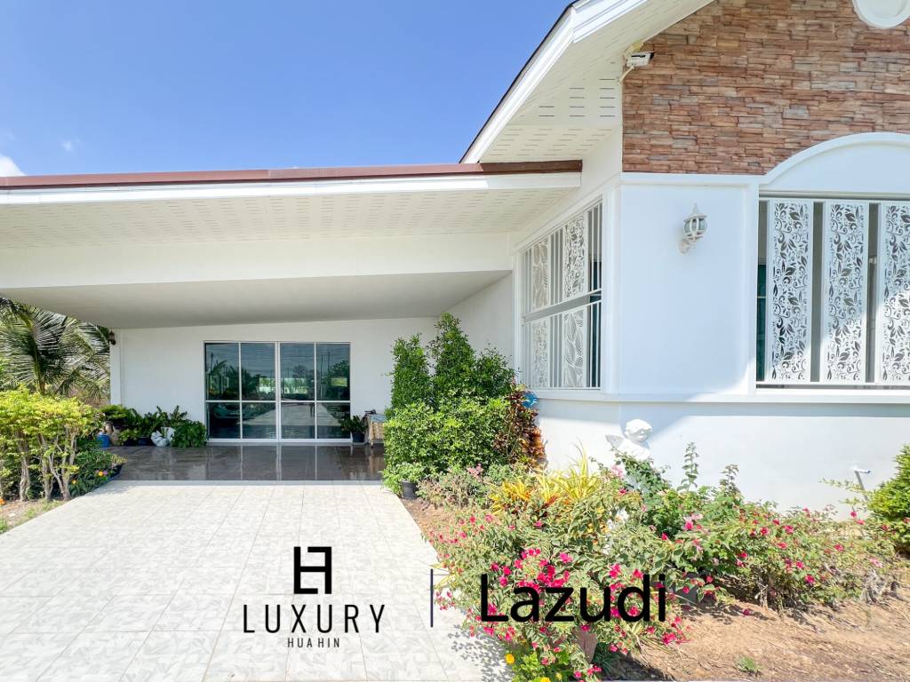 4 Bedroom Detached Home on 4-2-74 Rai  in Hua Hin