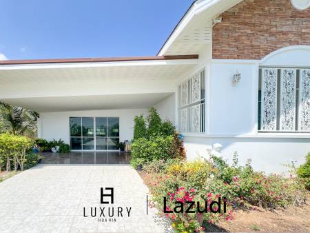 4 Bedroom Detached Home on 4-2-74 Rai  in Hua Hin