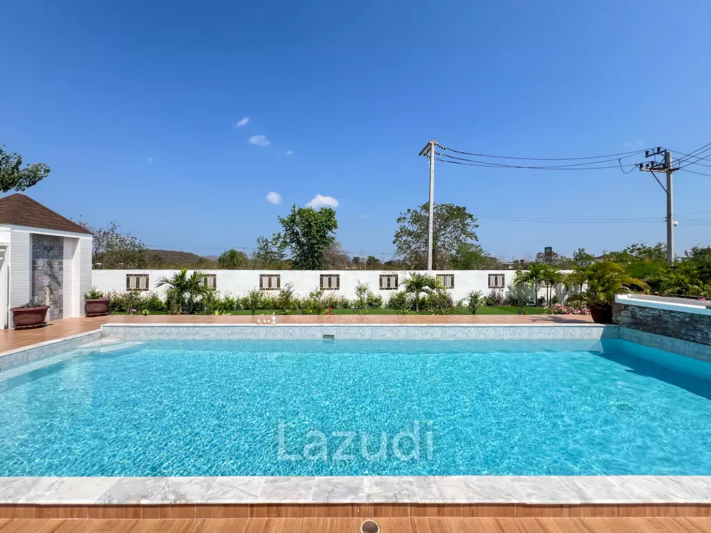 4 Bedroom Detached Home on 4-2-74 Rai  in Hua Hin