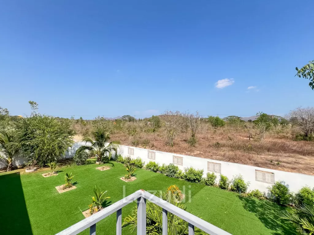 4 Bedroom Detached Home on 4-2-74 Rai  in Hua Hin