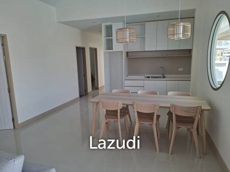 New 3 bed pool Villa toward Black mountain