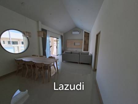 New 3 bed pool Villa toward Black mountain