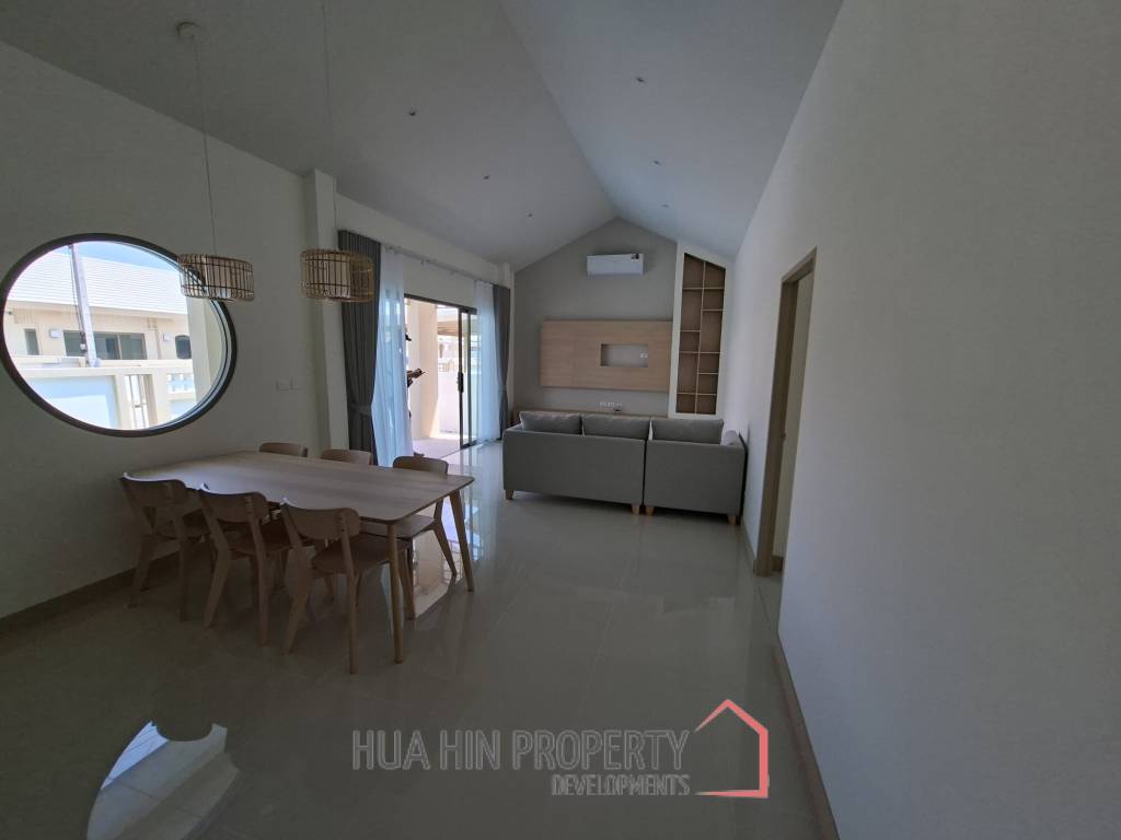 New 3 bed pool Villa toward Black mountain