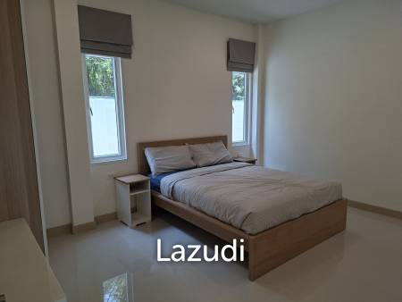 New 3 bed pool Villa toward Black mountain