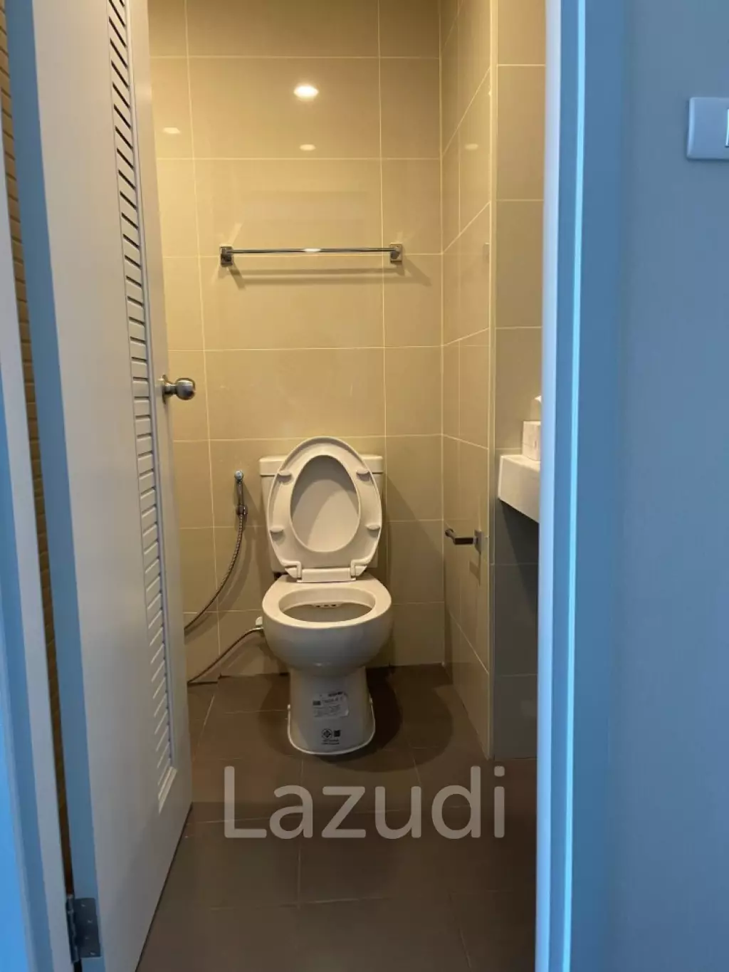57 sqm 2 Bedroom Condo on High Floor at A Space Mega 2