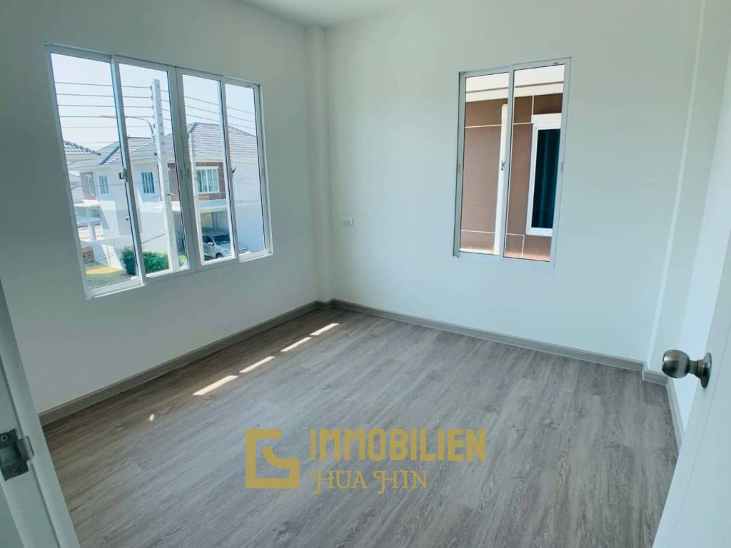 บ้านเดี่ยวโมเดิร์น 144 ตร.ม. พร้อมสระว่ายน้ำส่วนกลาง ย่านหินเหล็กไฟ หัวหิน