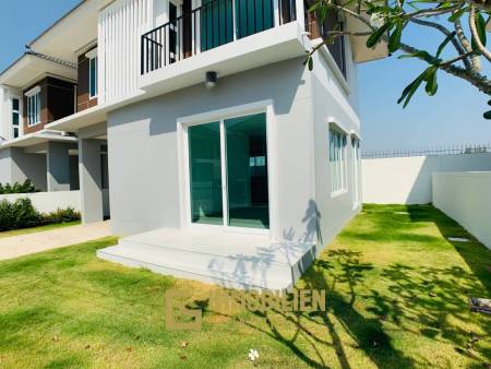 บ้านเดี่ยวโมเดิร์น 144 ตร.ม. พร้อมสระว่ายน้ำส่วนกลาง ย่านหินเหล็กไฟ หัวหิน