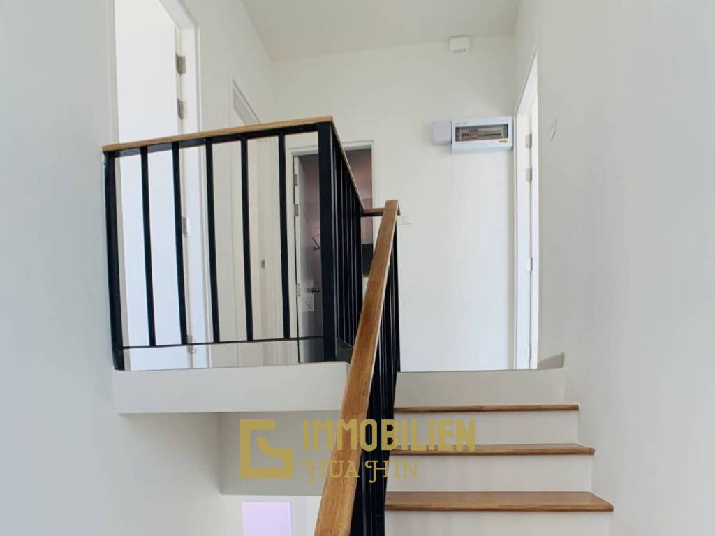 บ้านเดี่ยวโมเดิร์น 144 ตร.ม. พร้อมสระว่ายน้ำส่วนกลาง ย่านหินเหล็กไฟ หัวหิน