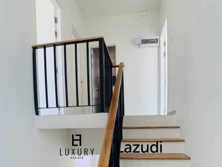 บ้านเดี่ยวโมเดิร์น 144 ตร.ม. พร้อมสระว่ายน้ำส่วนกลาง ย่านหินเหล็กไฟ หัวหิน