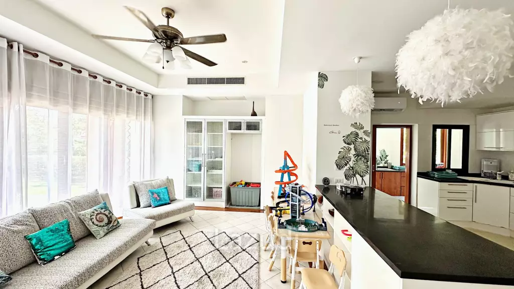 Exclusive 4 Bedroom Pool Villa for Rent in Laguna Cherng Talay