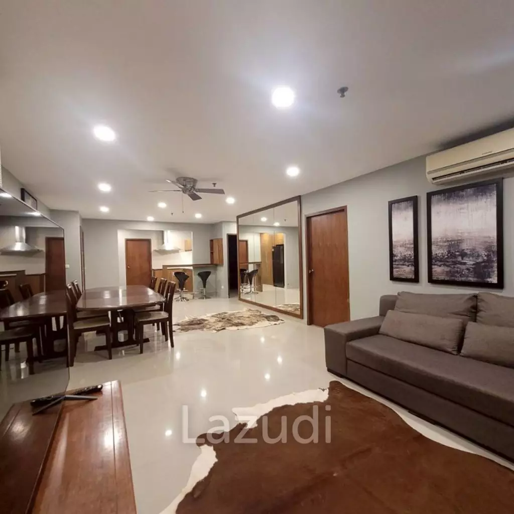 108 sqm condo Baan Prompong 2 bed on 5th floor Khlong Tan Nuea
