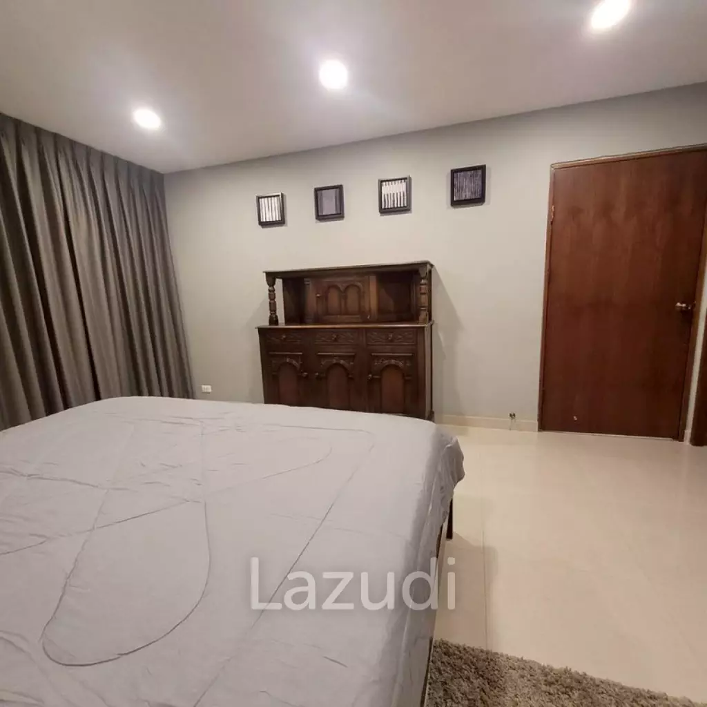 108 sqm condo Baan Prompong 2 bed on 5th floor Khlong Tan Nuea