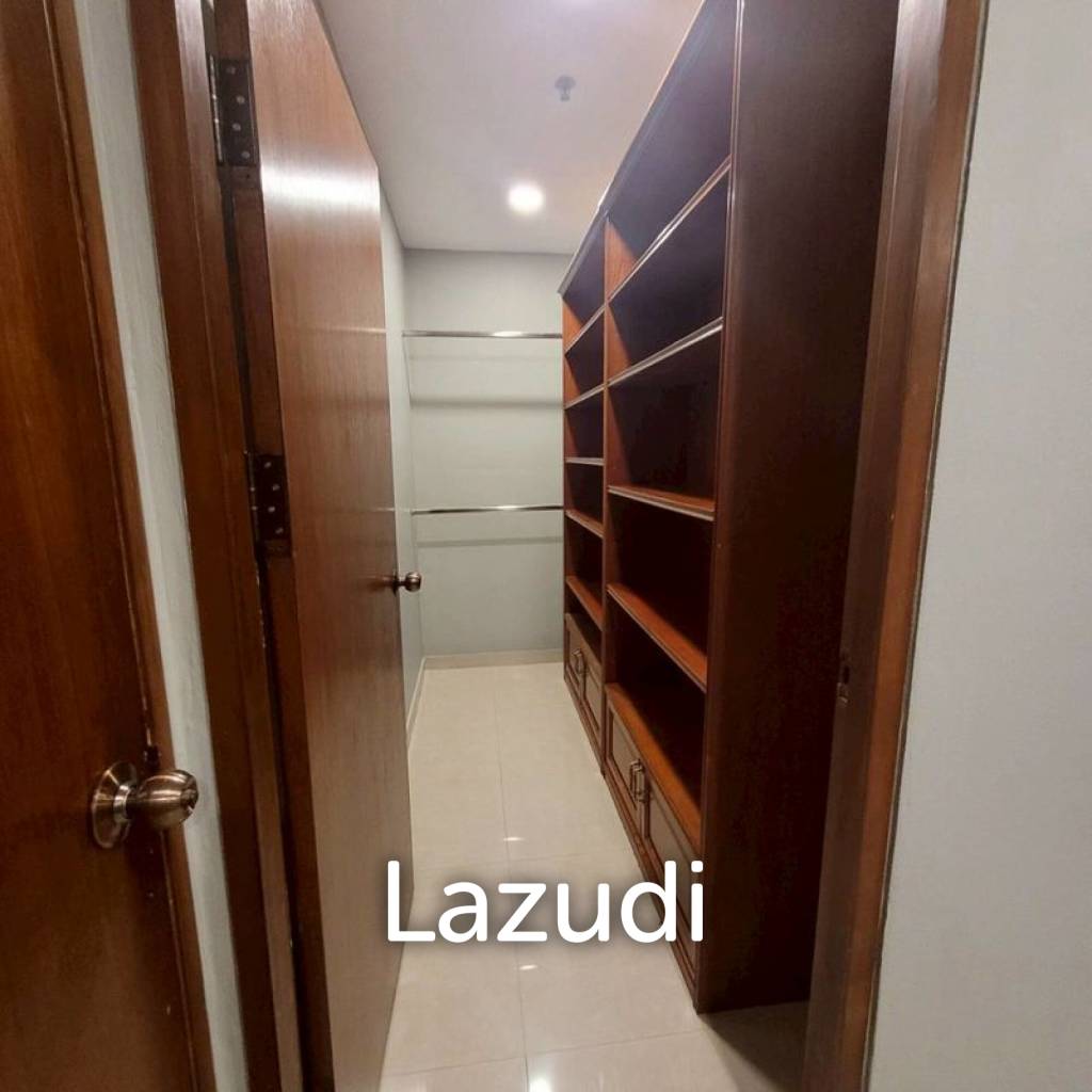 108 sqm condo Baan Prompong 2 bed on 5th floor Khlong Tan Nuea