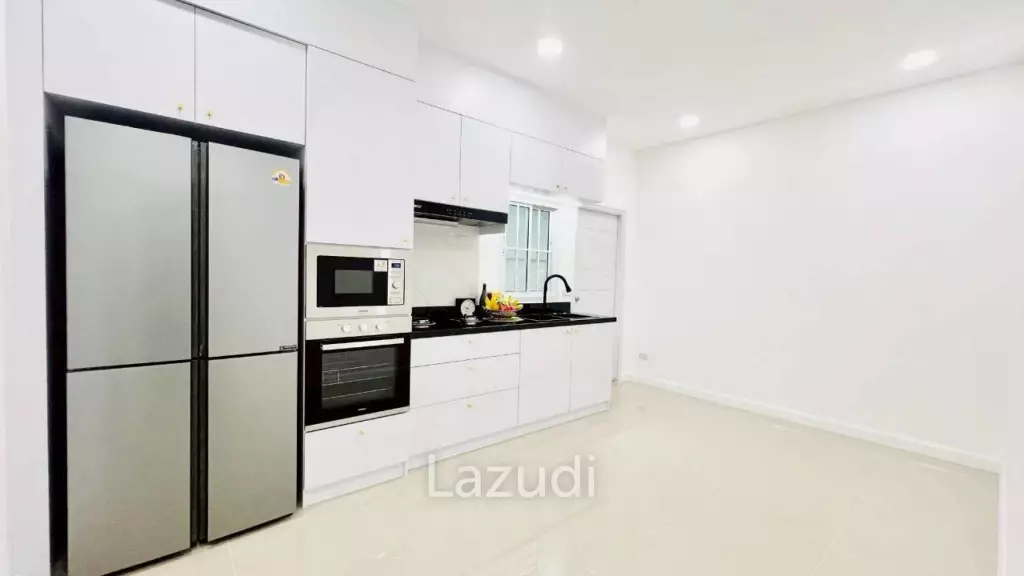 Modern Luxury Pool Villa for Sale Raviporn City Home Village