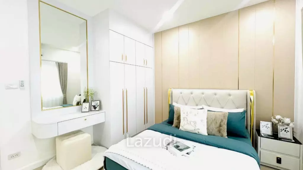 Modern Luxury Pool Villa for Sale Raviporn City Home Village