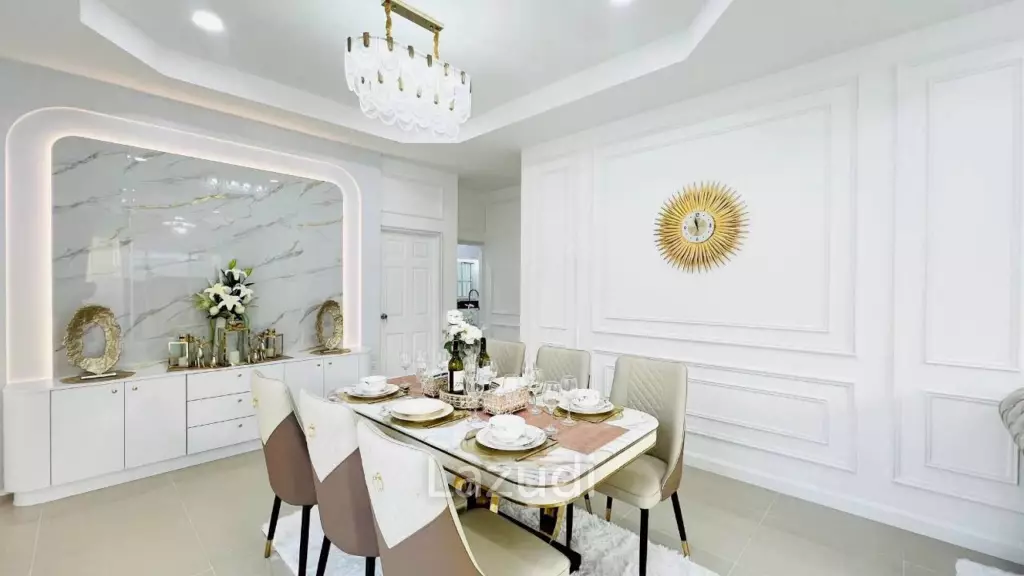 Modern Luxury Pool Villa for Sale Raviporn City Home Village