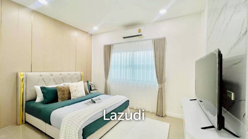 Modern Luxury Pool Villa for Sale Raviporn City Home Village