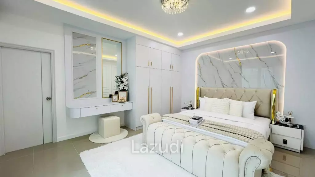 Modern Luxury Pool Villa for Sale Raviporn City Home Village