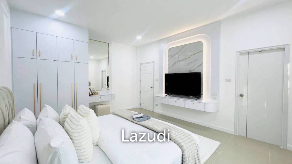 Modern Luxury Pool Villa for Sale Raviporn City Home Village