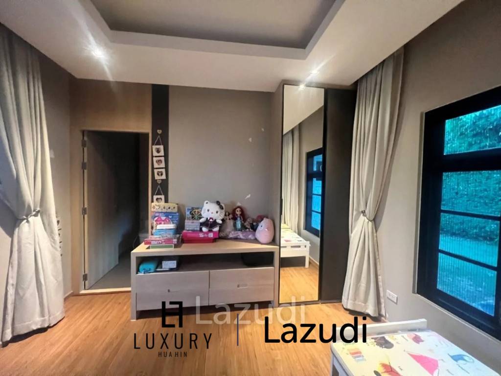 1,444 ตร.ม 4 เตียง 5 อาบน้ำ วิลล่า For เช่า