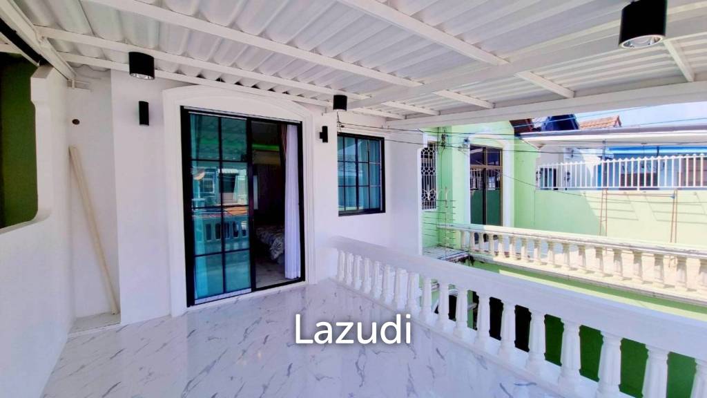 Stunning Modern Luxury Townhouse for Sale