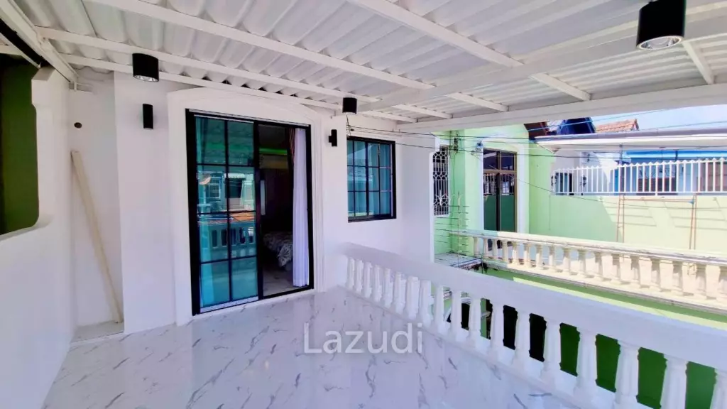 Stunning Modern Luxury Townhouse for Sale