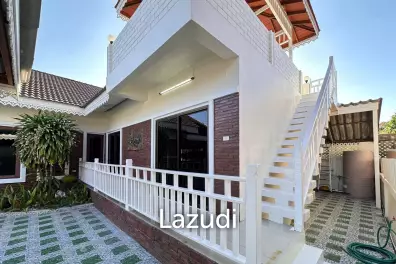 villa with rooftop jacuzzi in   Pran Buri