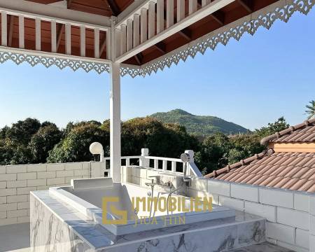 villa with rooftop jacuzzi in   Pran Buri