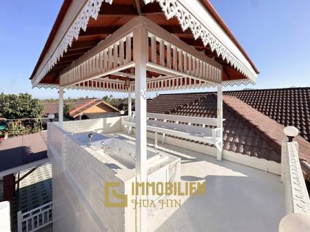villa with rooftop jacuzzi in   Pran Buri