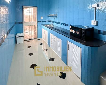 villa with rooftop jacuzzi in   Pran Buri