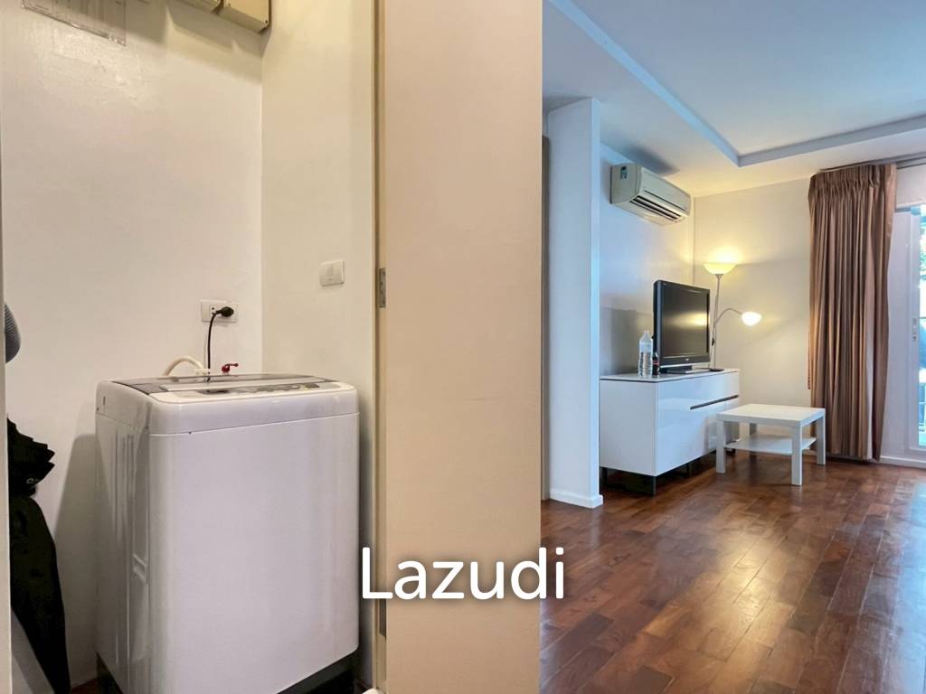 55 SQM 1 Bed 1 Bath Condo For Rent in Siri On 8