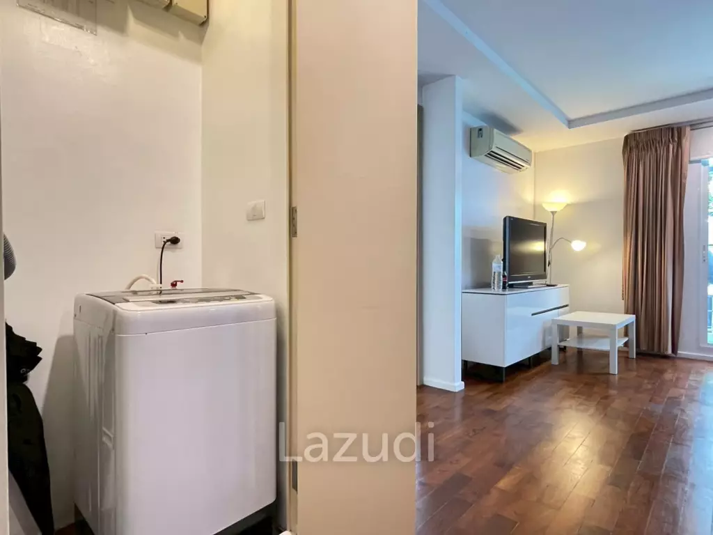 55 SQM 1 Bed 1 Bath Condo For Rent in Siri On 8
