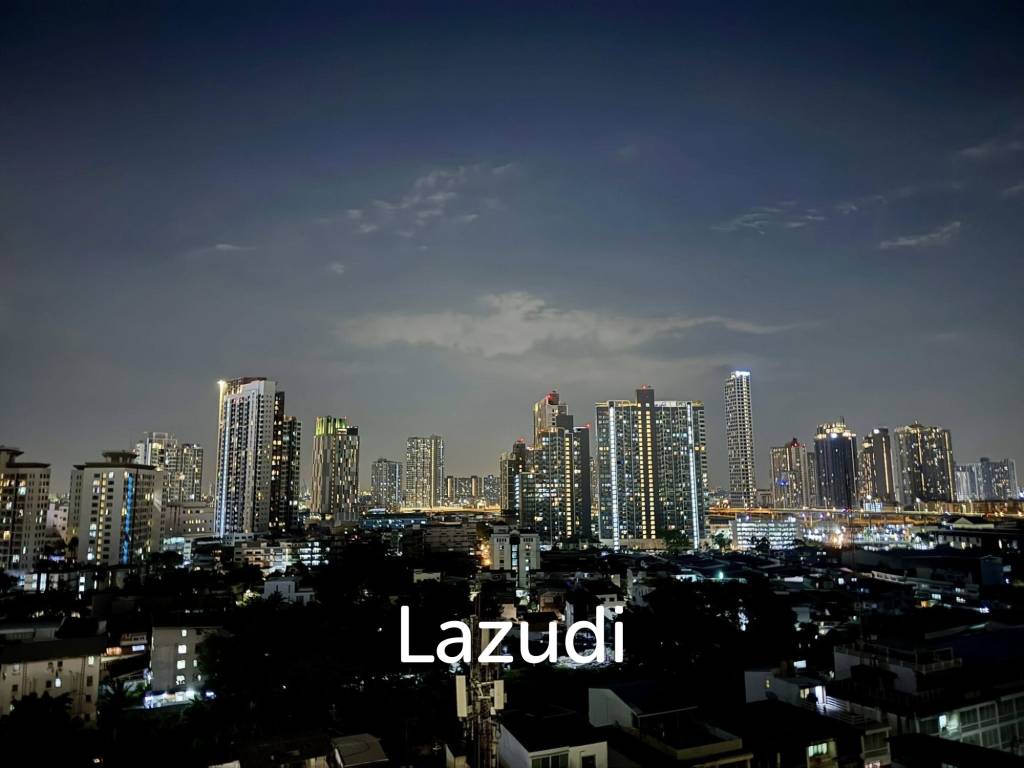 36 sqm high floor 2 bedroom condo Aspire Sukhumvit-Rama 4 Phra Khanong Bangkok