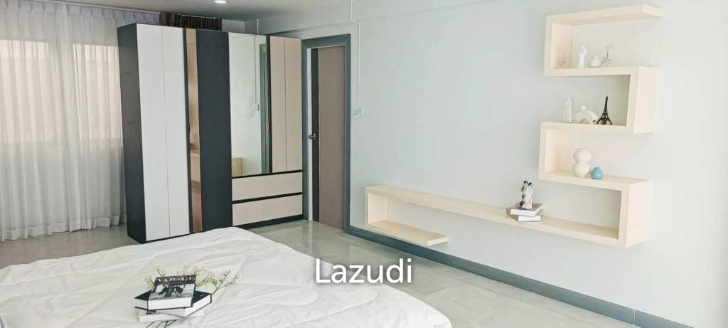 3 Bedroom 2 Bathroom 156 SQ.M. Keha Condominium
