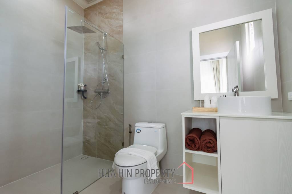 249 sqm modern pool villa in Hin Lek Fai Hua Hin