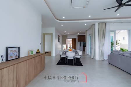 249 sqm modern pool villa in Hin Lek Fai Hua Hin