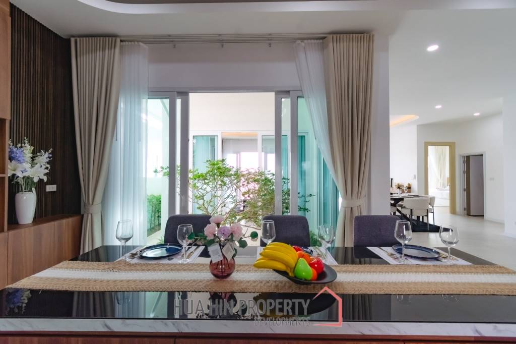 249 sqm modern pool villa in Hin Lek Fai Hua Hin