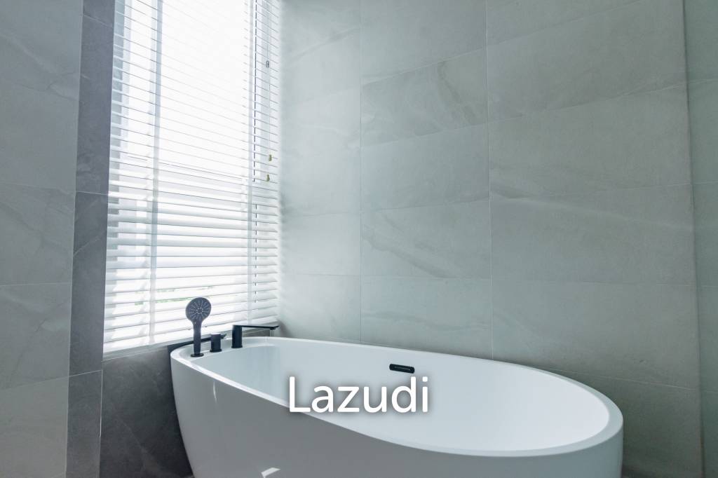 249 sqm modern pool villa in Hin Lek Fai Hua Hin