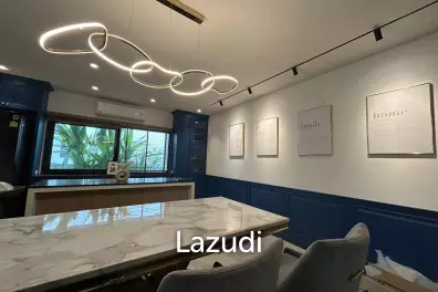 4 beds 5 baths 300 SQ.M 𝐂𝐄𝐍𝐓𝐑𝐎 𝐁𝐀𝐍𝐆𝐍𝐀