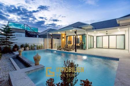 Сдается в аренду / жилая площадь 318 кв. м / 3 спальни / бассейн