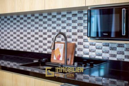 Сдается в аренду / жилая площадь 318 кв. м / 3 спальни / бассейн