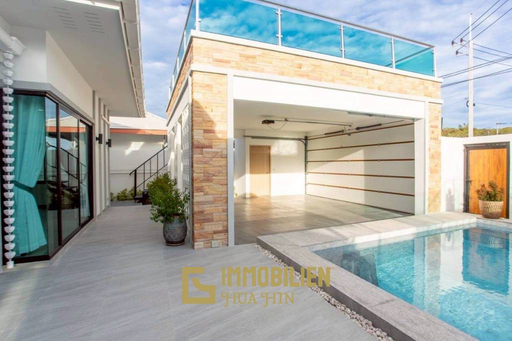 Сдается в аренду / жилая площадь 318 кв. м / 3 спальни / бассейн